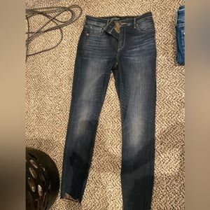 Lucky Brand Size 4 Skinny Dark Wash